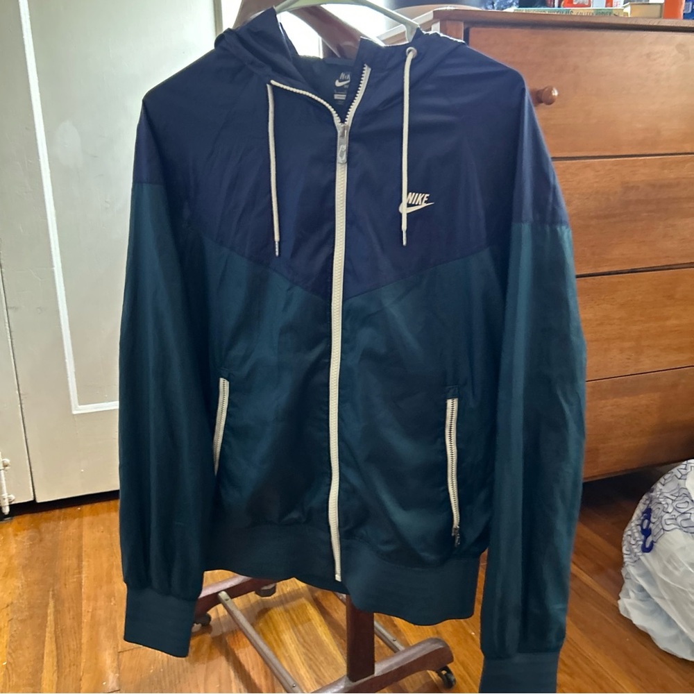 Vintage Nike Men’s Size Small Running Jacket